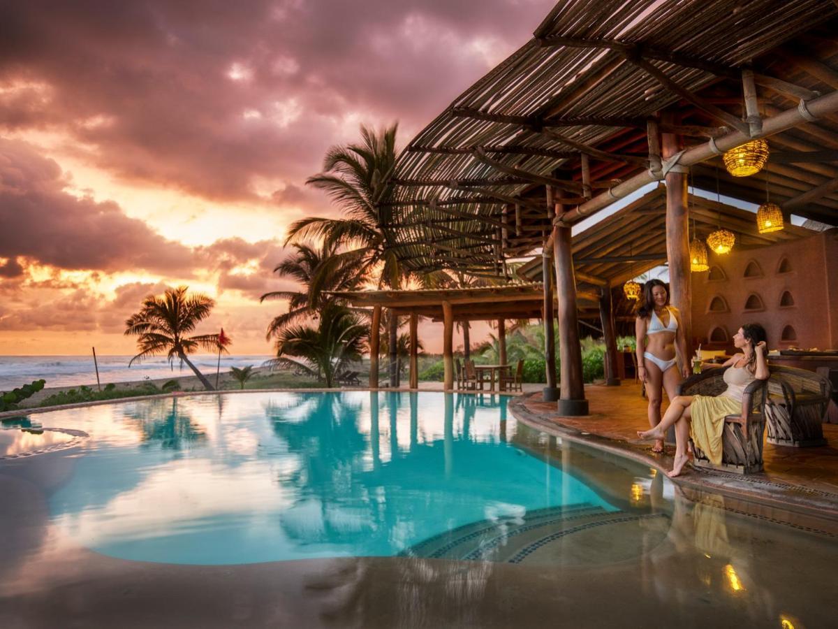 Playa Viva Hotel Juluchuca Екстериор снимка